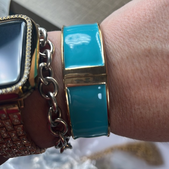 Blue Bracelet Magnet Cuff - Picture 9 of 9